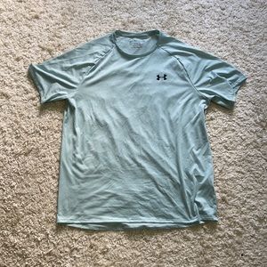 Men’s XL Under Armour shirt